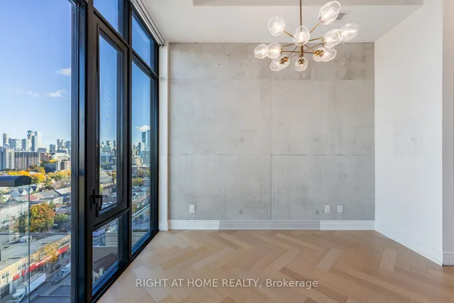 Additional image 19 of 608 Richmond St Unit LPH02