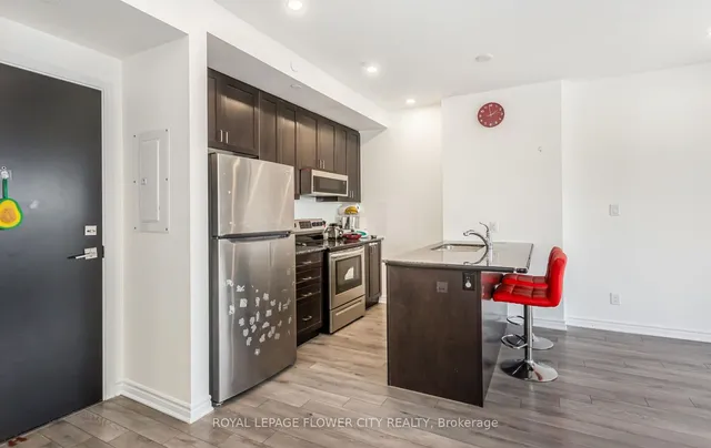Additional image 11 of 200 Lagerfeld Dr Unit 521