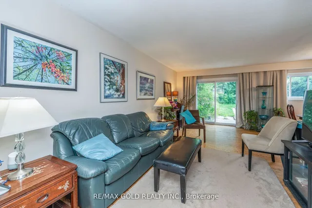 Additional image 12 of 6872 Darcel Ave