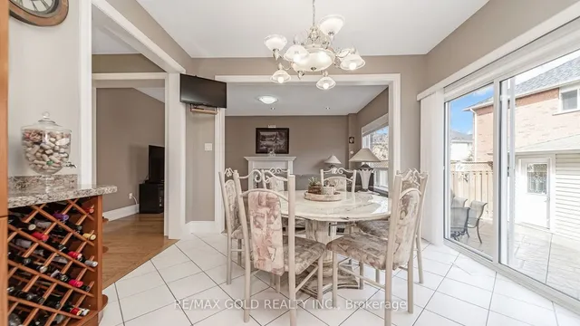 Additional image 26 of 57 Crystal Glen Cres