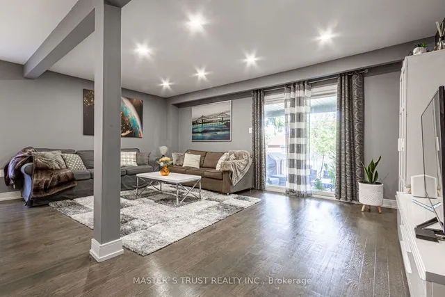 Additional image 5 of 4063 Dursley Cres