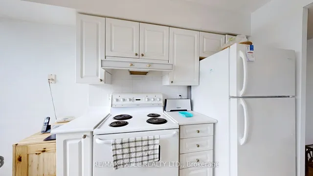 Additional image 12 of 35 Finch Ave Unit 1009