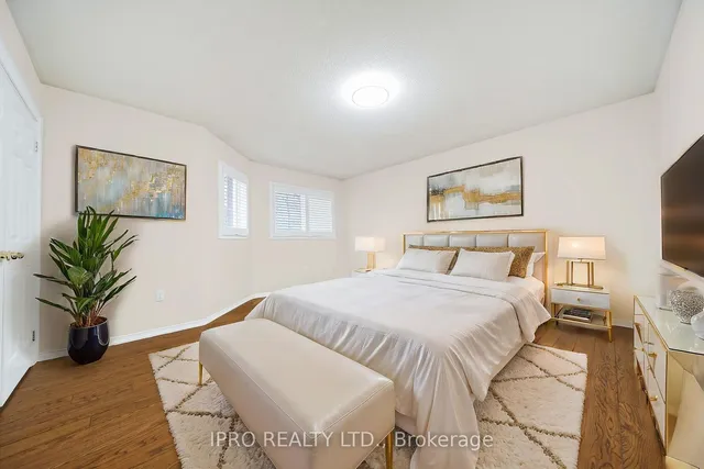 Additional image 20 of 1204 Prestonwood Cres