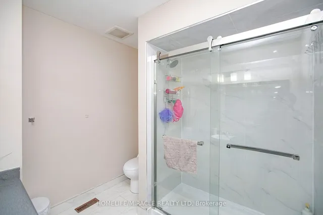 Additional image 28 of 107 Michigan Ave