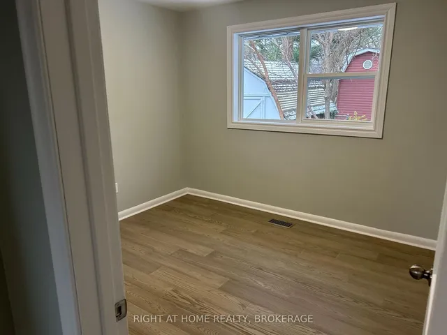 Additional image 10 of 513 Enfield Rd