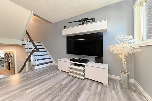 Additional image 10 of 1320 Hampton St Unit 25