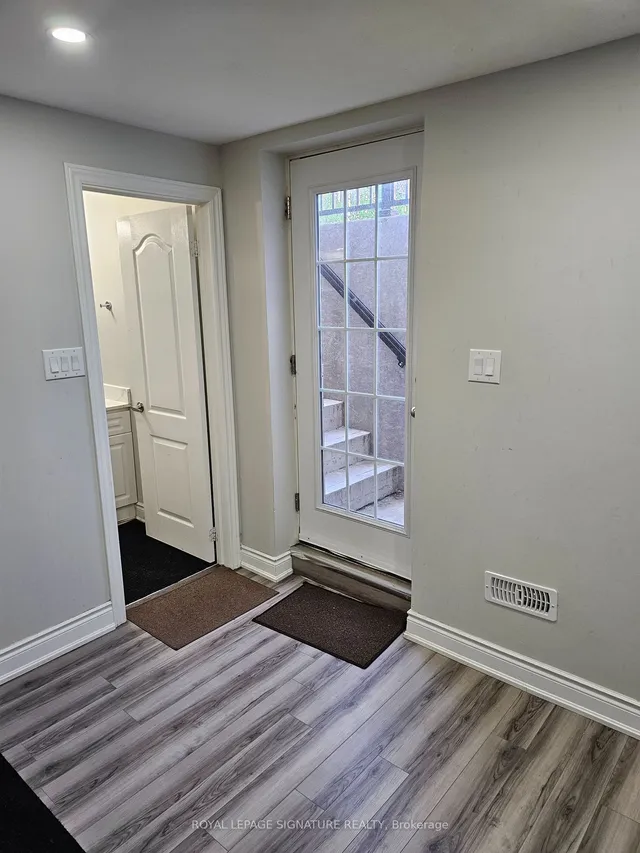 Additional image 11 of 46 Stirrup Crt