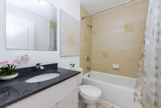 Additional image 27 of 7405 Goreway Dr Unit 716