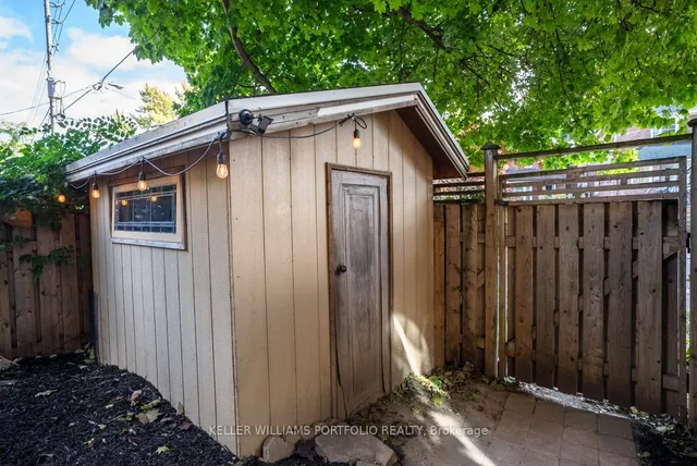 Additional image 18 of 73 Hanna Rd