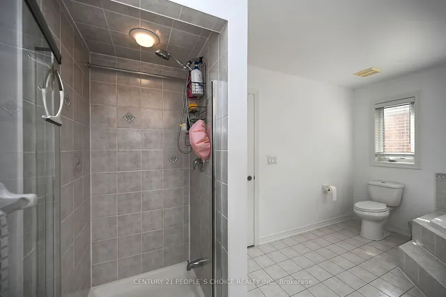 Additional image 20 of 50 Gallucci Cres
