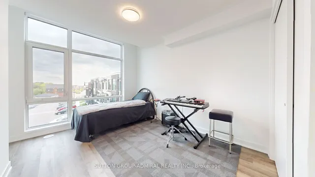 Additional image 8 of 185 VETERANS Dr Unit #5