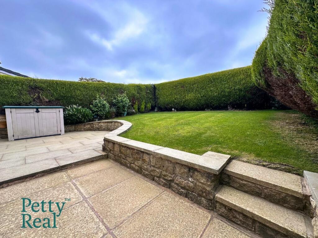 Additional image 18 of Pendle Fields, Fence