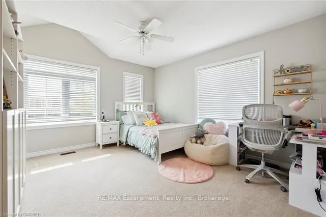 Additional image 26 of 300 RAVINEVIEW Way Unit 44