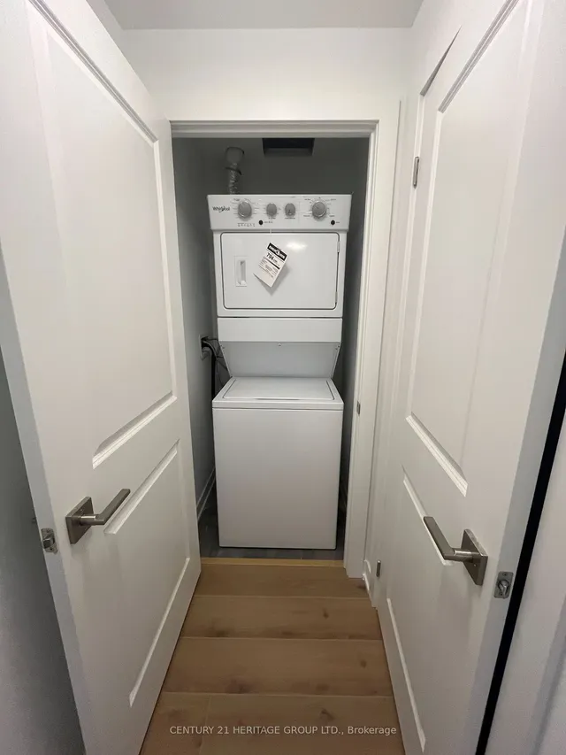 Additional image 22 of 4035 Hickory Dr Unit 8