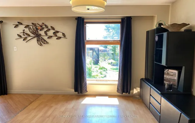 Additional image 18 of 117 BEECH St