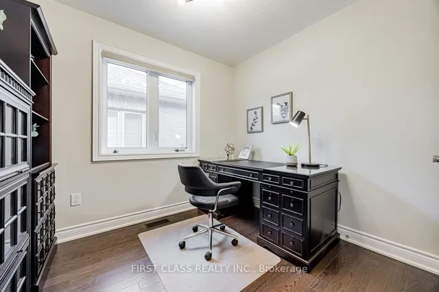 Additional image 24 of 8 Reign Lane