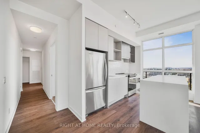 Additional image 12 of 405 Dundas St Unit PH05