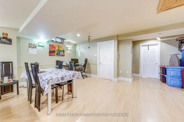 Additional image 32 of 6152 Hardesty Cres