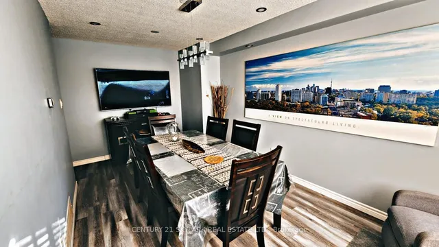 Additional image 6 of 1320 Hampton St Unit 25