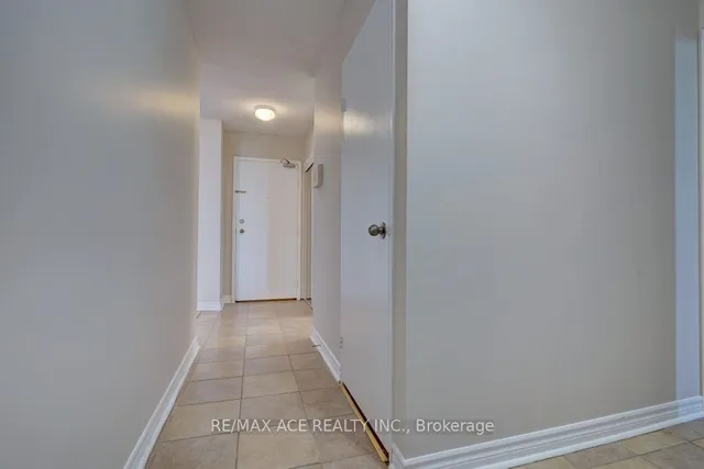 Additional image 20 of 3 Lisa St Unit 1401