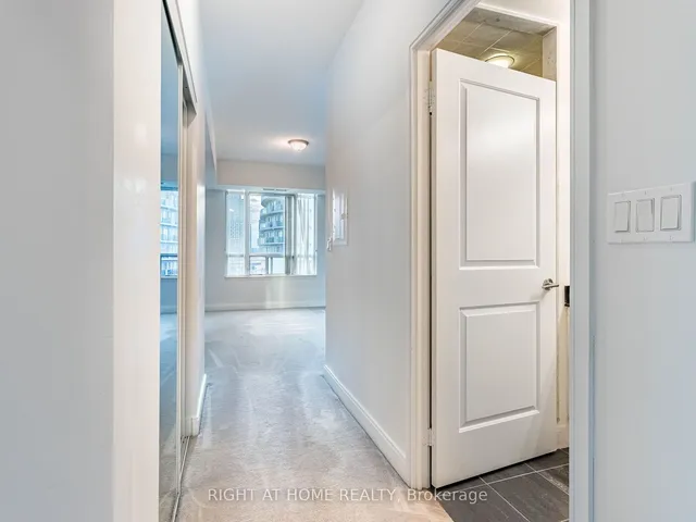 Additional image 21 of 70 Absolute Ave Unit 1606