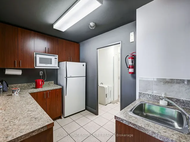 Additional image 35 of 4450 Tucana Crt Unit 1006