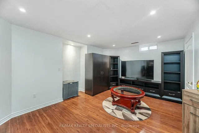 Additional image 35 of 30 Latania Blvd