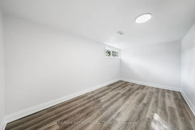 Additional image 32 of 66 Lloydminster Cres