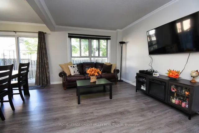 Additional image 5 of 141 Fleetwood Cres Unit 141