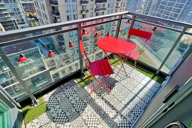 Additional image 17 of 1171 Queen St Unit 1508