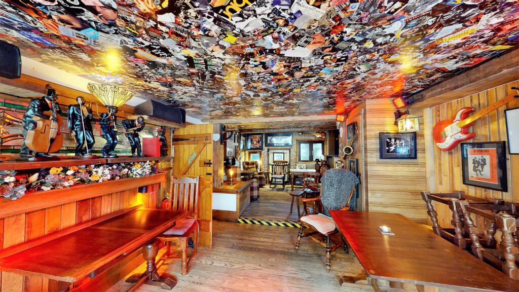 Additional image 9 of McCullough's Music Tavern & Burnulfsuuic Restaurant. Barnoldswick