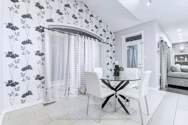 Additional image 18 of 17 Junetown Circ