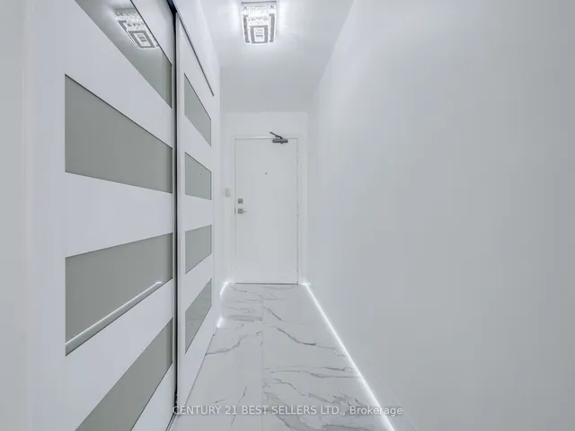 Additional image 10 of 3650 Kaneff Cres Unit 601