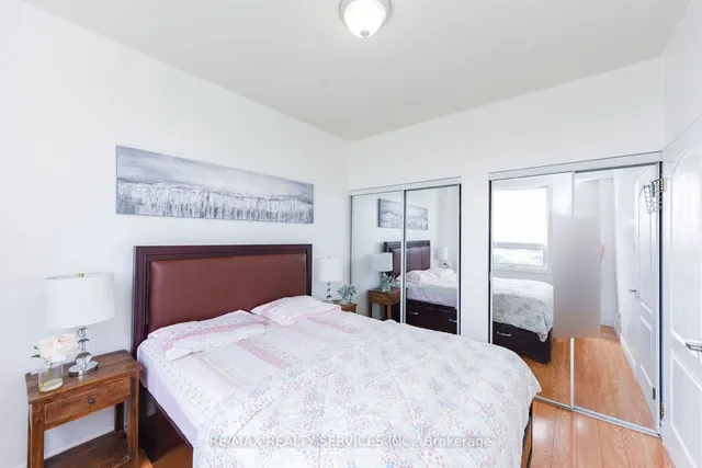 Additional image 23 of 7405 Goreway Dr Unit 716