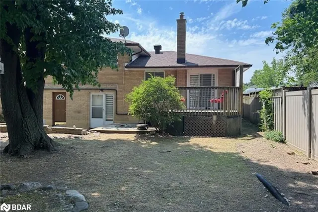 Additional image 32 of 32 Coniston Ave