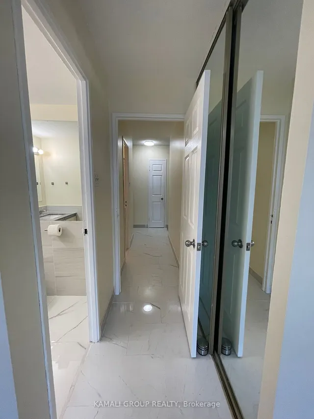 Additional image 7 of 4645 Jane St Unit 727