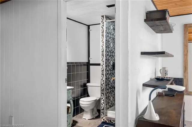 Additional image 12 of 19 Terryellen Cres