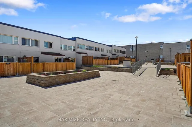 Additional image 32 of 1055 Dundas St Unit 192