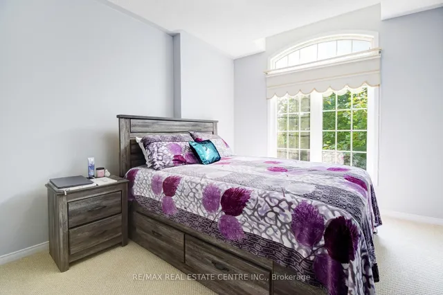 Additional image 24 of 103 Botavia Downs Dr