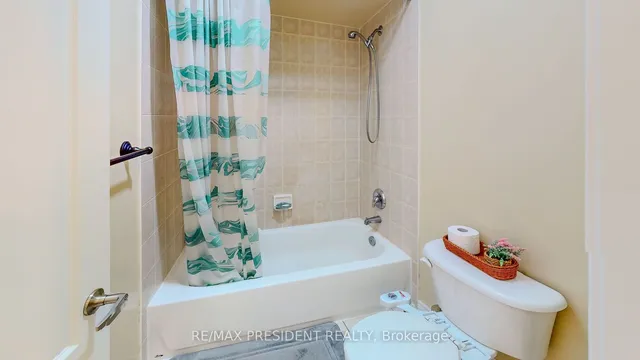 Additional image 32 of 36 Clarion Rd