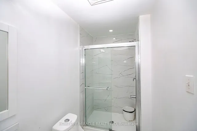 Additional image 37 of 107 Michigan Ave