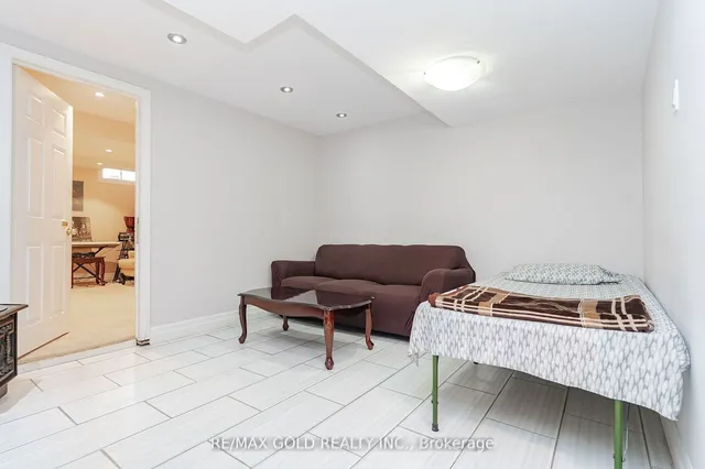 Additional image 30 of 65 Nasmith St