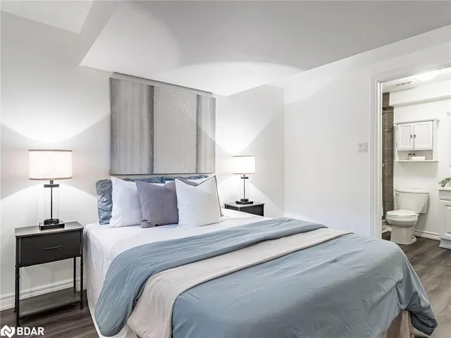 Additional image 34 of 571 Rossellini Dr