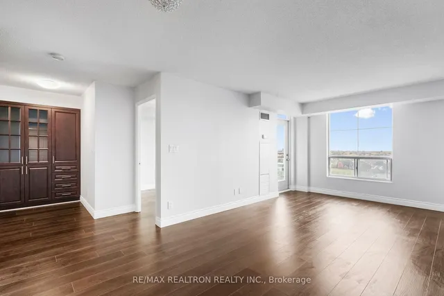 Additional image 12 of 8 Rosebank Dr Unit 11M