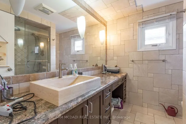 Additional image 17 of 4484 Jenkins Cres