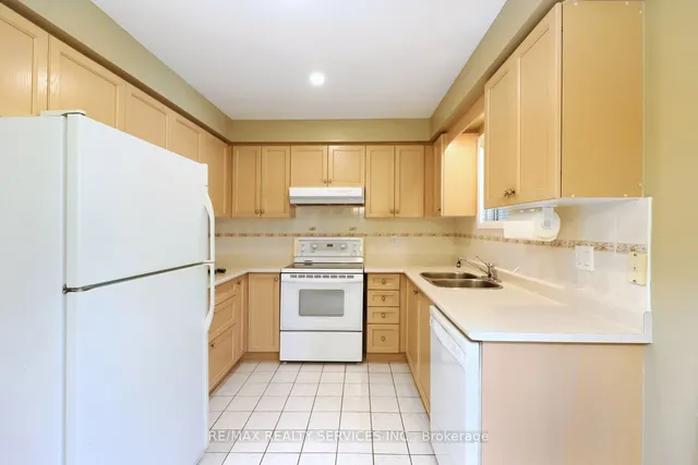 Additional image 14 of 12 Summerfield Cres