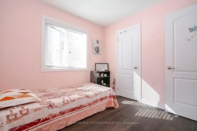 Additional image 31 of 58 Lanark Circ