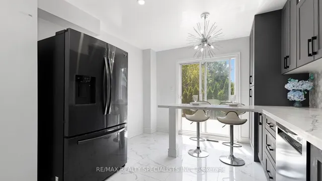 Additional image 18 of 11 Cavalier Crt