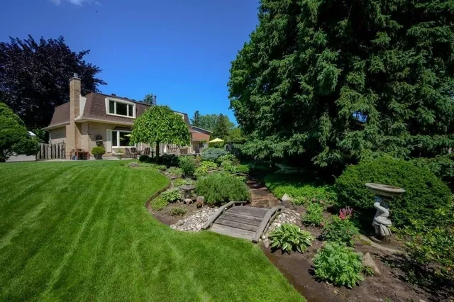 Additional image 17 of 2262 BONNYLYN Crt