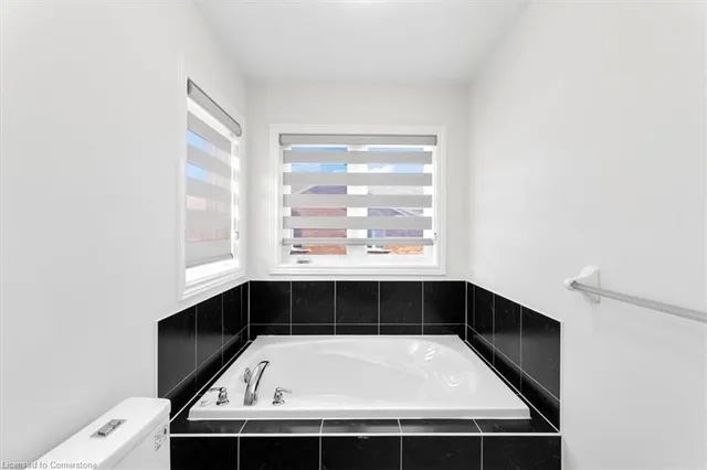 Additional image 44 of 904 Oasis Dr